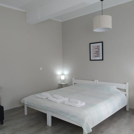 Trousas Apartments ロダ エクステリア 写真
