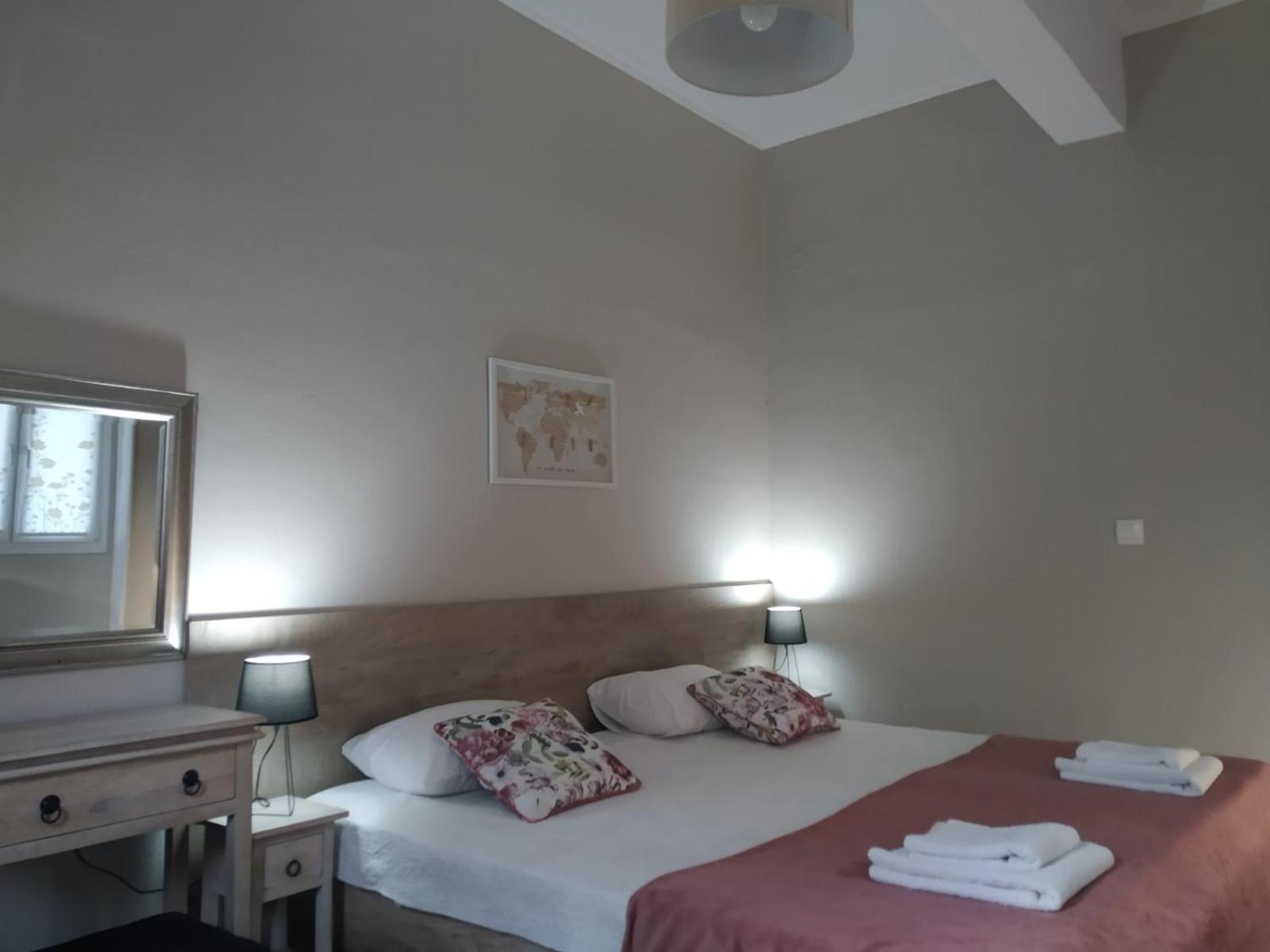 Trousas Apartments ロダ エクステリア 写真