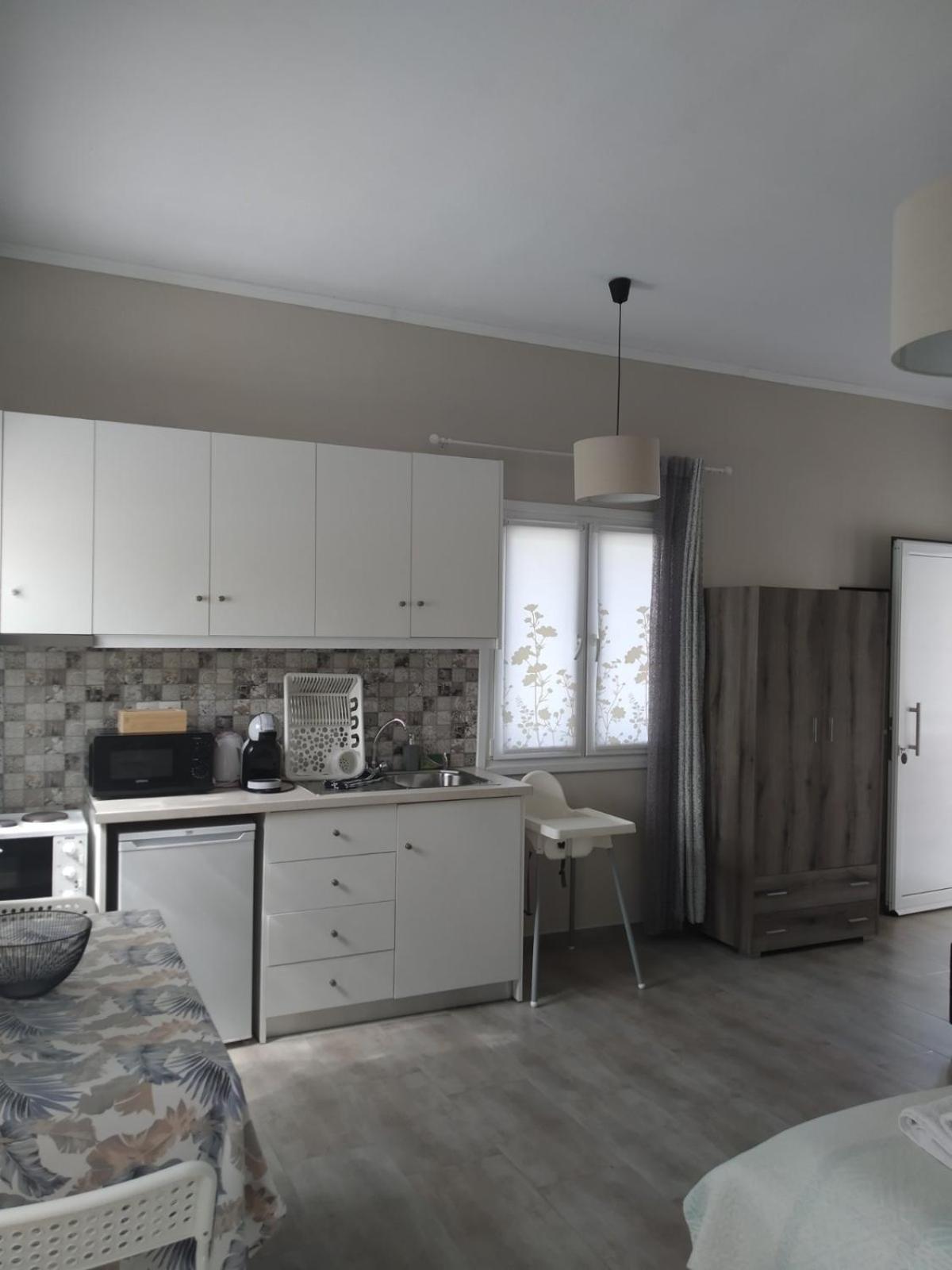 Trousas Apartments ロダ エクステリア 写真