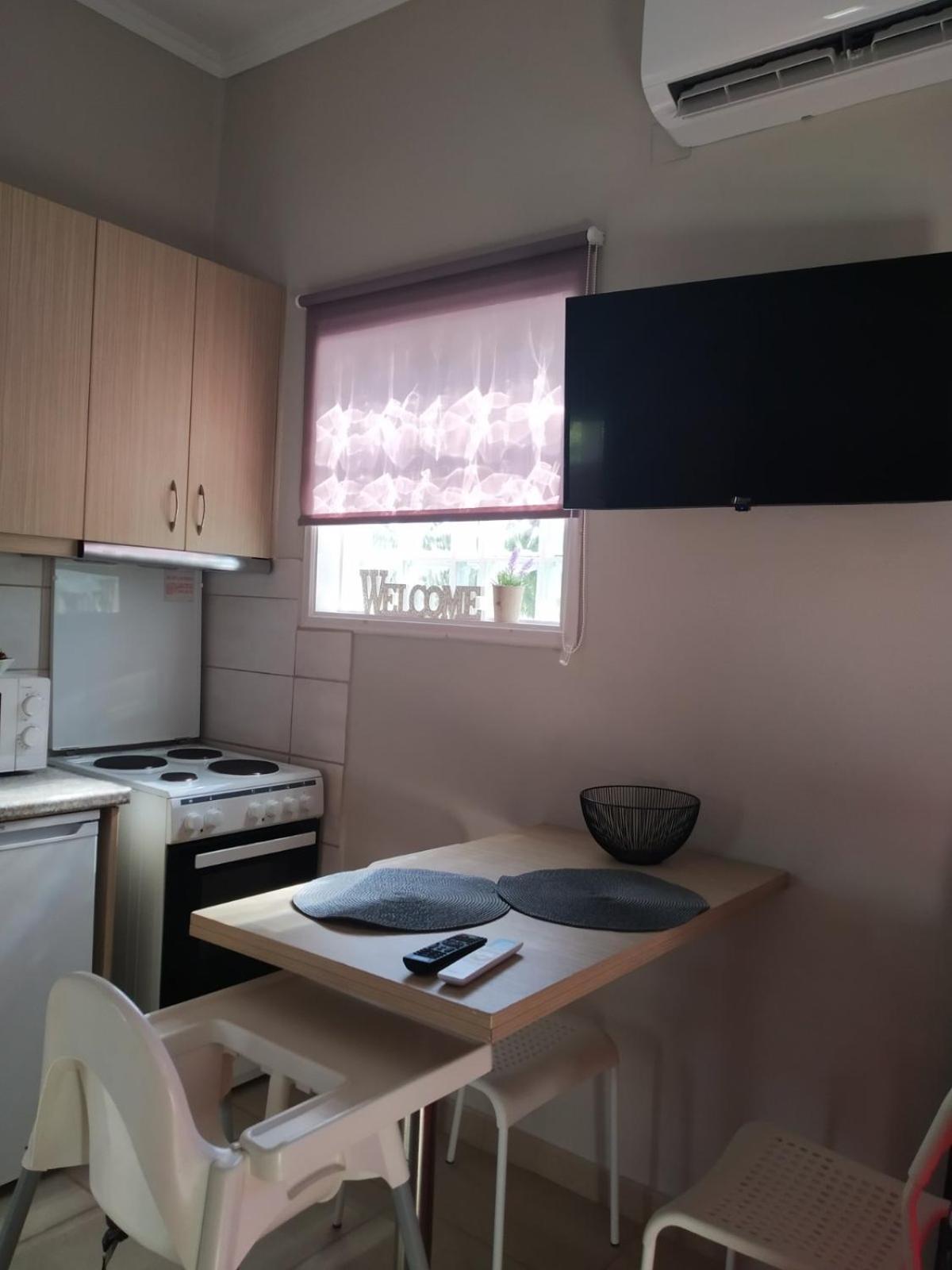 Trousas Apartments ロダ エクステリア 写真