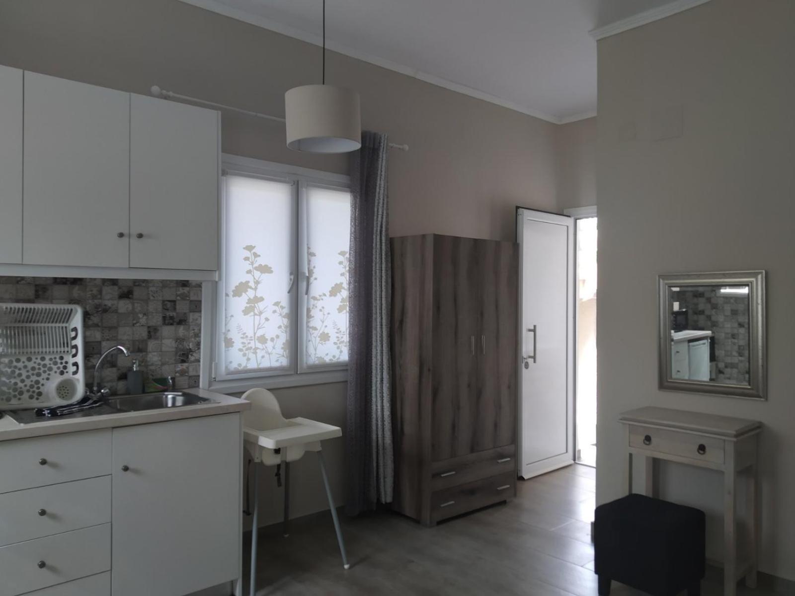 Trousas Apartments ロダ エクステリア 写真